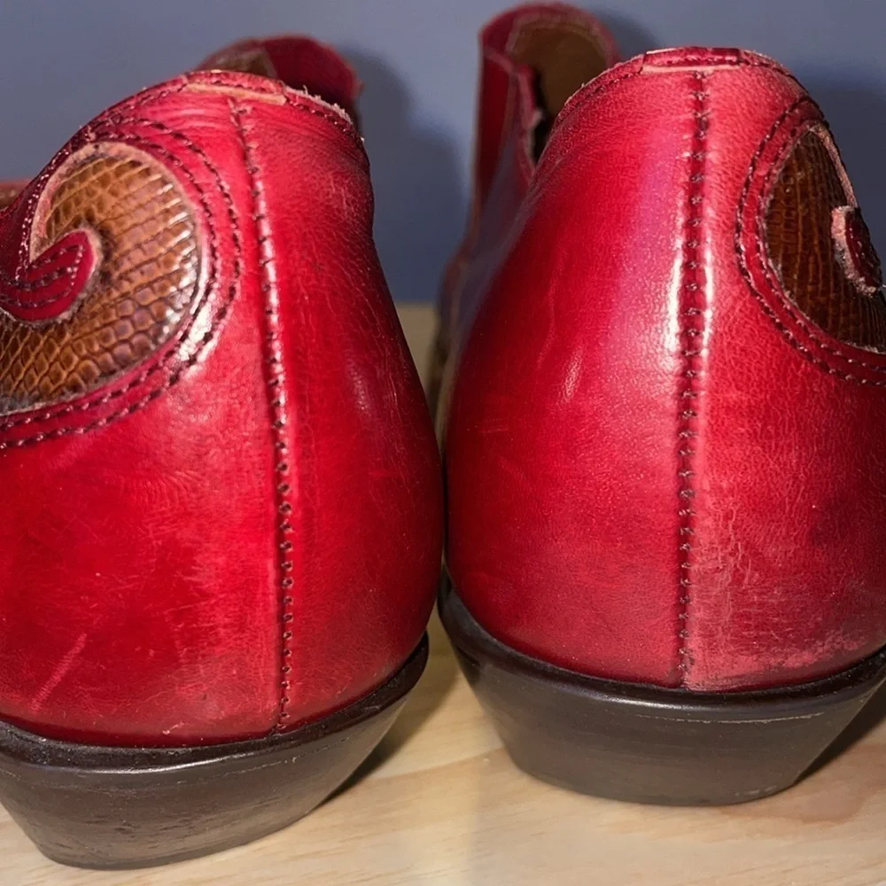 Vintage Nine West Western Leather Pull On Ankle Booties Kitten Heel Classic Boot